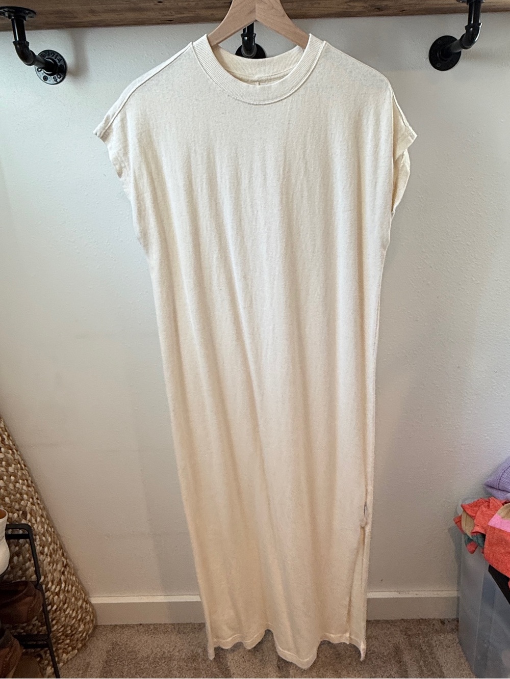 Le Bon Shoppe Jeanne Dress - Picture 2 of 4